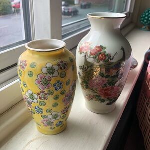 VASE // Two Small Vases